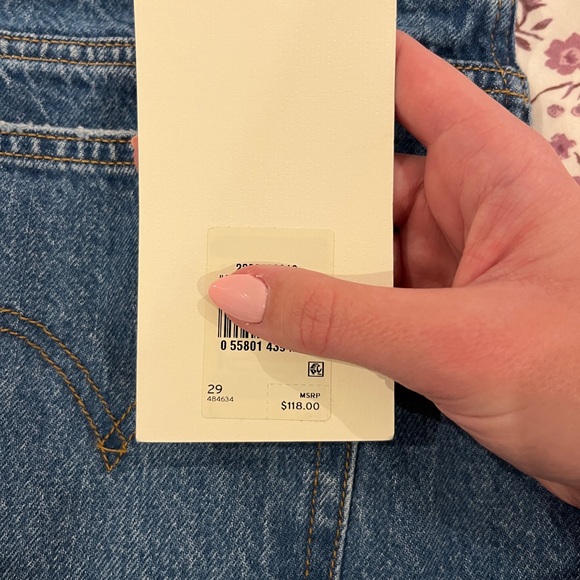 Levi’s Women’s Wedgie Original fit - size 29. - Picture 7 of 8